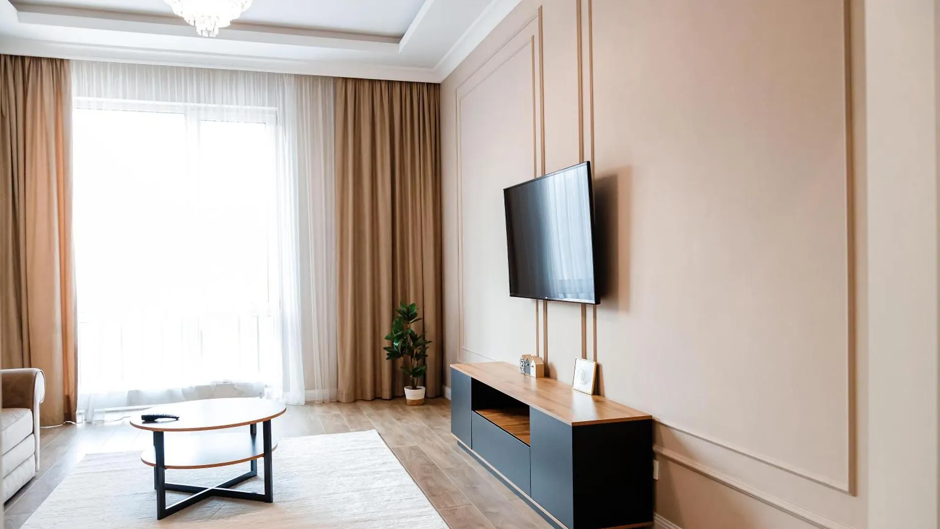 Dm Aparts - 4You Business Almati Apartman
